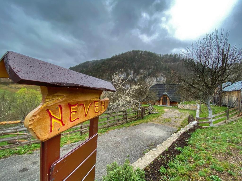 Vikendica NEVEN Villa Zaovine Buitenkant foto